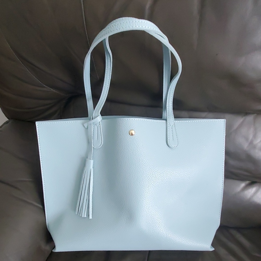 NWOT Baby blue shoulder bag/purse with tassle